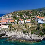 Βίλα Apoplous With Pool Άσσος