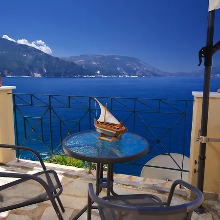 Villa Apoplous With Pool